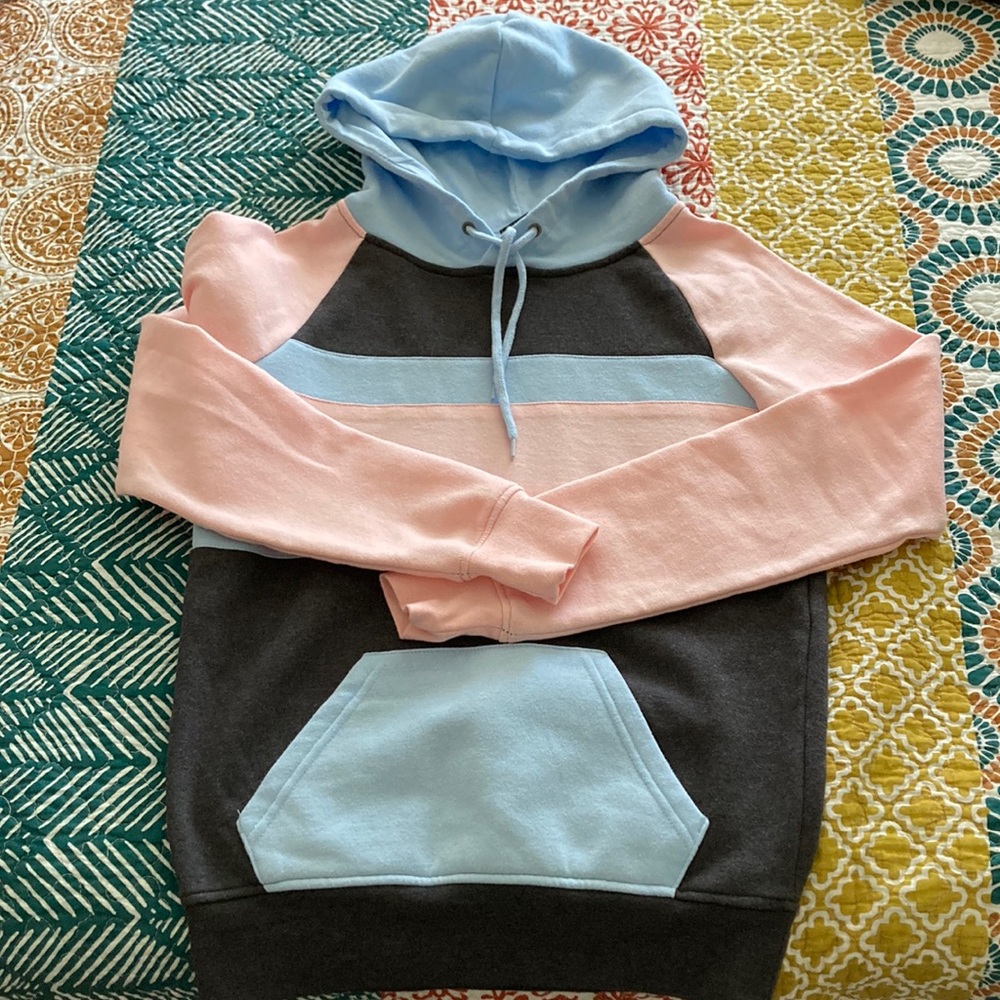 Zine color block pullover hoodie